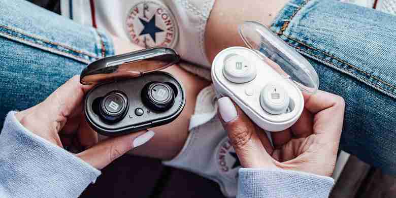 Używanie słuchawek może doprowadzić do głuchoty